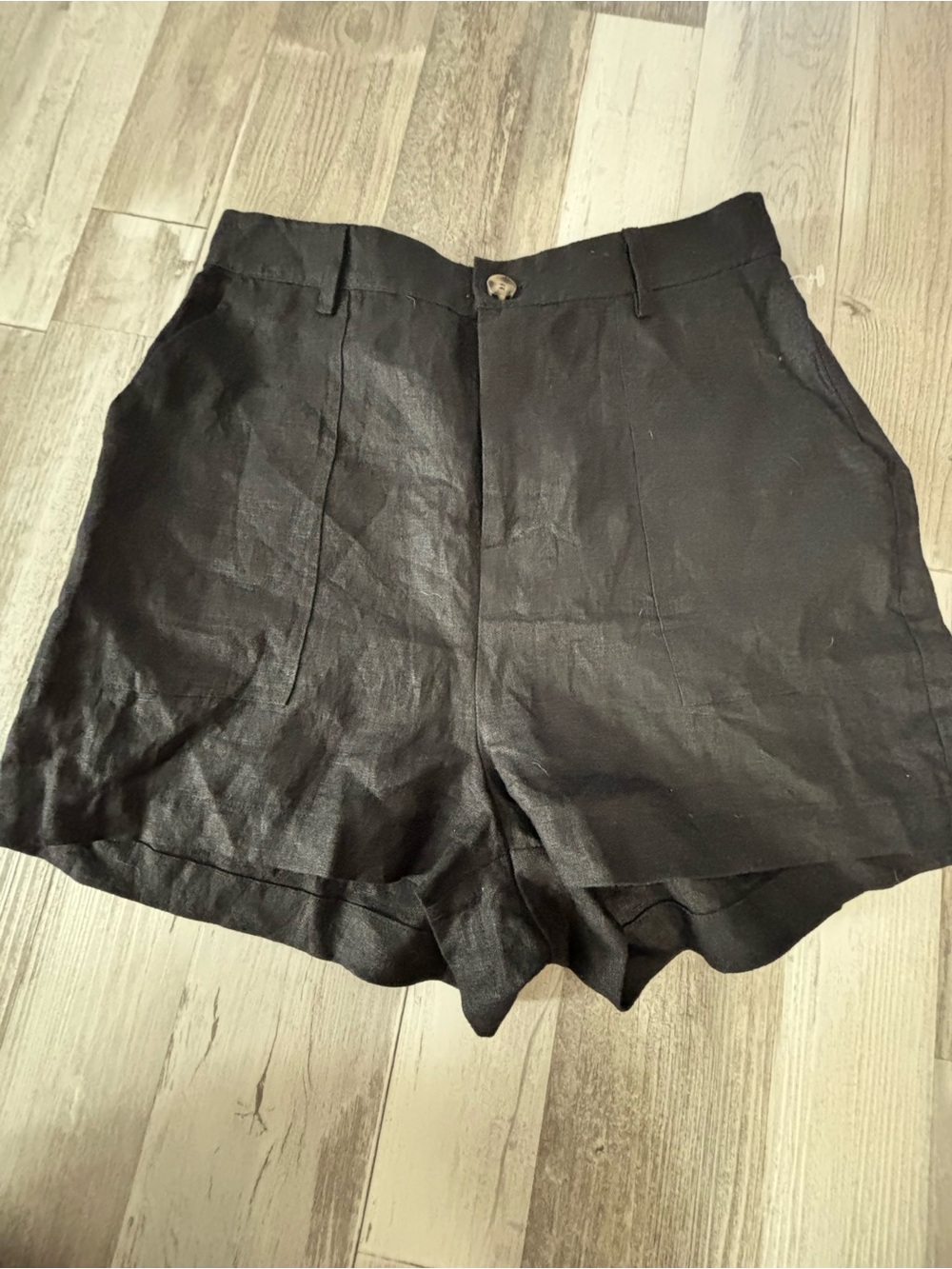 Reformation Black High-Waist Tailored Linen-Blend Shorts